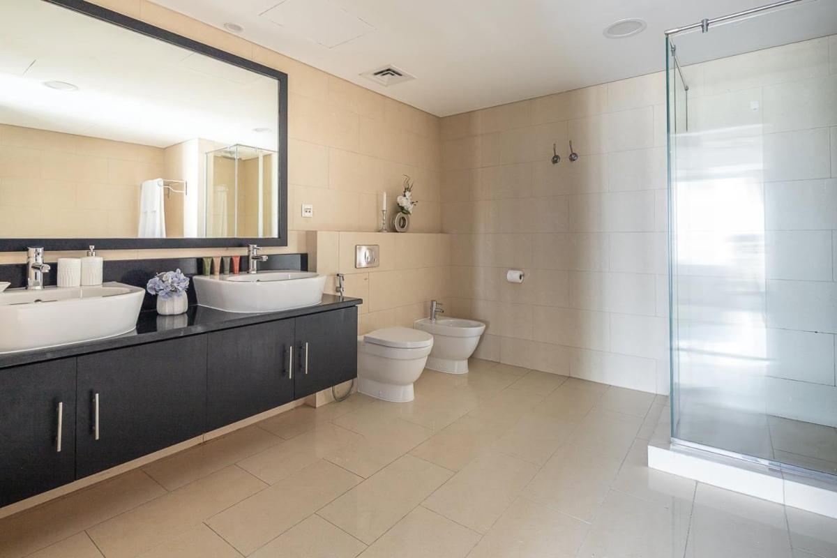 Frank Porter - Laguna Tower Dubai Exterior photo