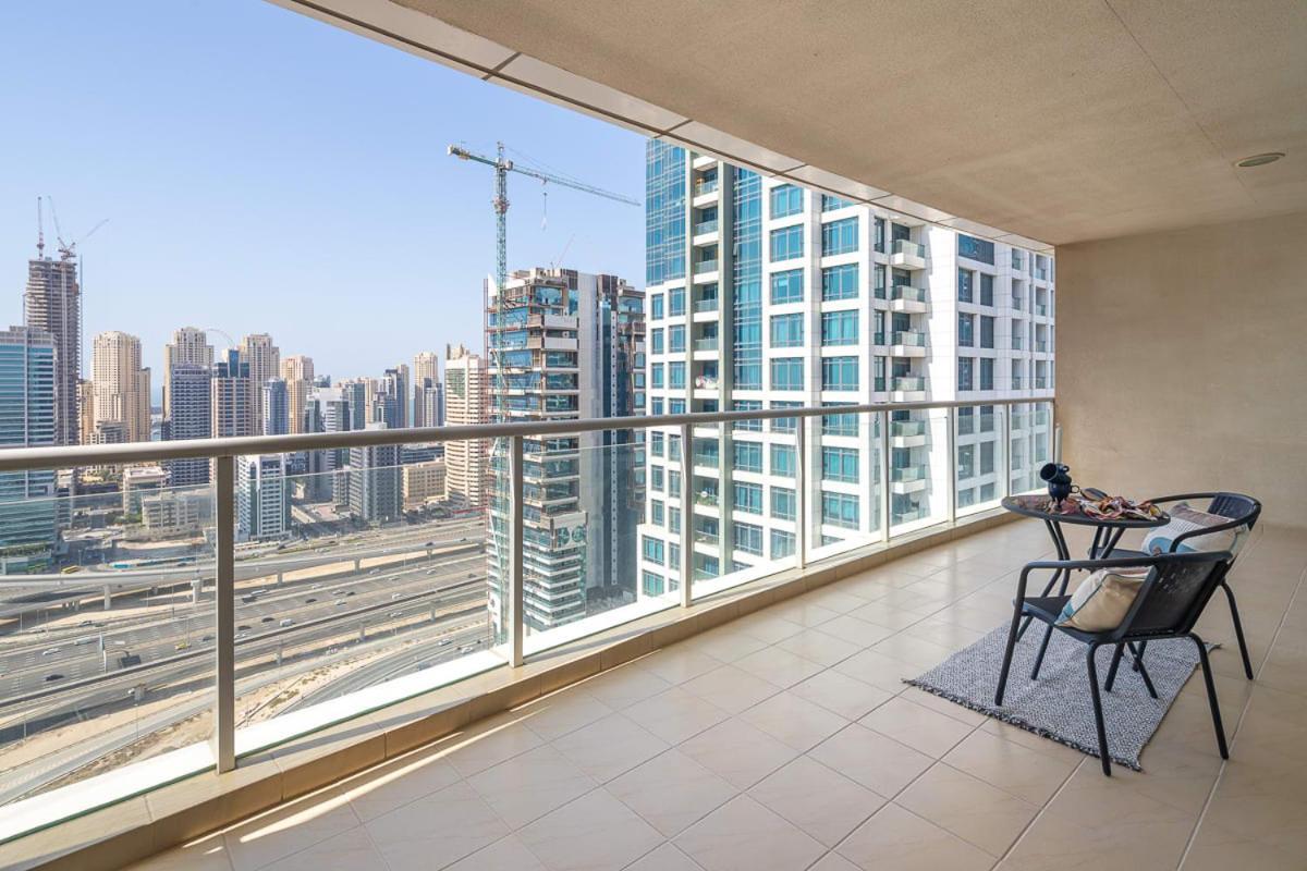 Frank Porter - Laguna Tower Dubai Exterior photo