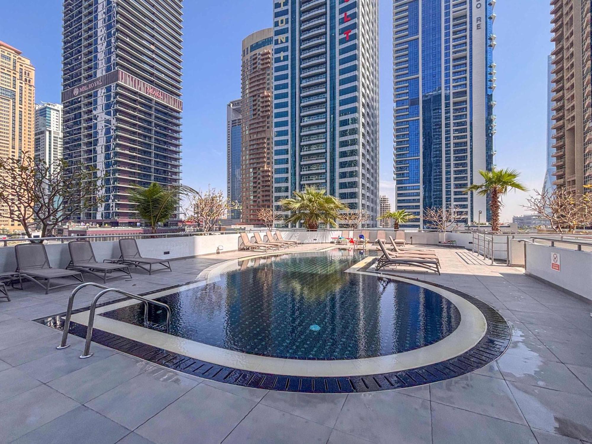 Frank Porter - Laguna Tower Dubai Exterior photo